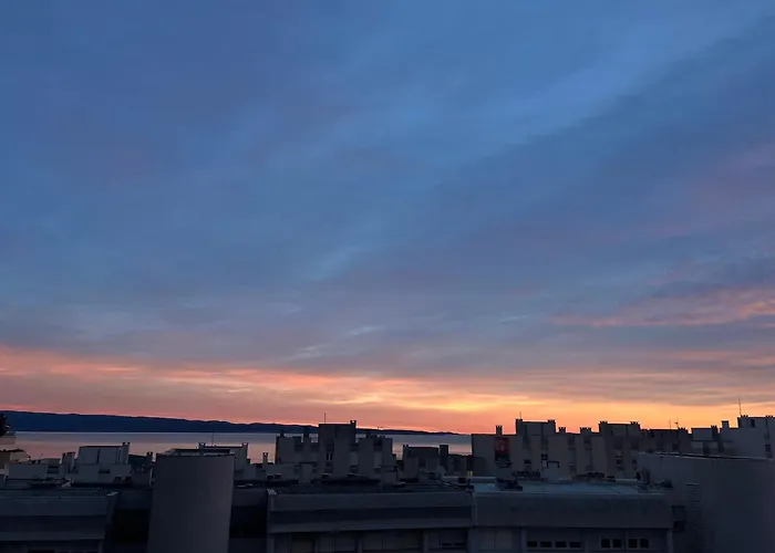 Sunset View アパート *